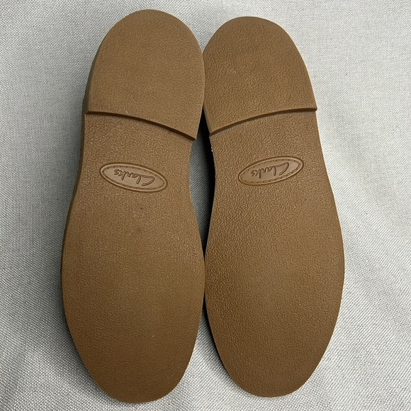 Clarks Clarkdale easy beeswax leather Chelsea boot, size 9 - Picture 6 of 8